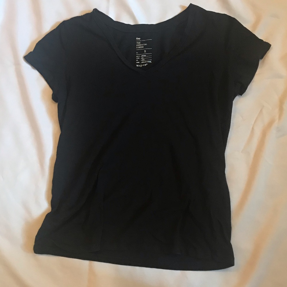 Black Vneck